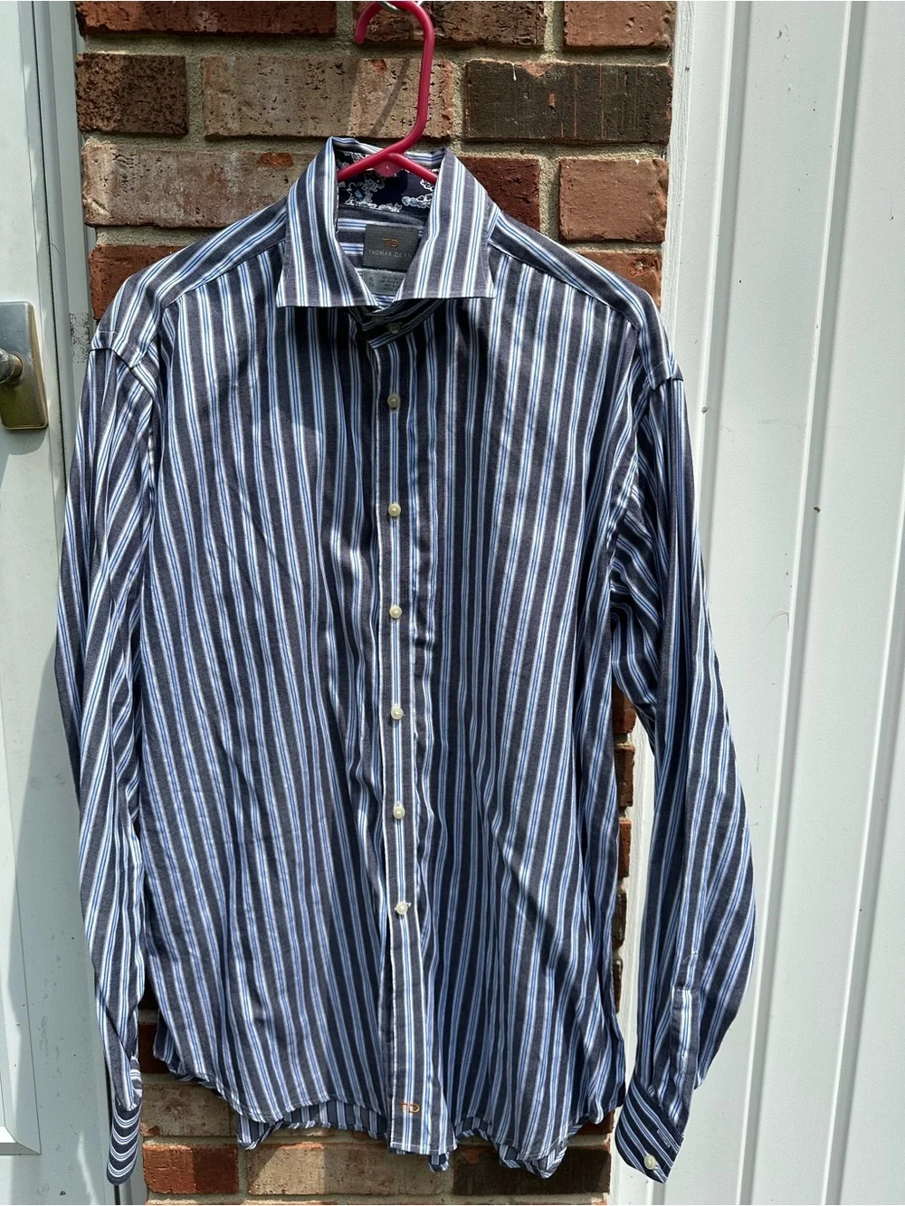 Thomas Deans Men’s XL Vertical Stripes Button Down Long Sleeve Blue Shirt